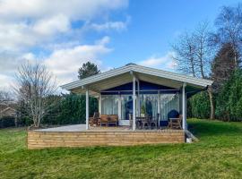 2 Bedroom Awesome Home In Græsted，位于Græsted的酒店