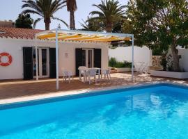 Sol y Vent - Villa con piscina privada para 8 personas en Binidali，位于Binidali的酒店