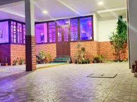 Kevins Bearshola Residency