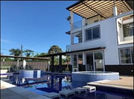 Hotel la quinta，位于比亚维森西奥的酒店