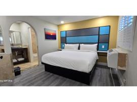 Hotel Avenida Victorville I 15