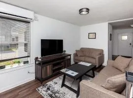 Spacious 9BR Home Ideal for Groups Near Downtown