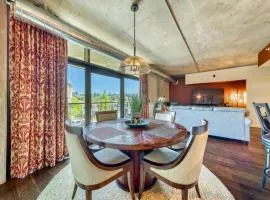 Cozy Boho Bellerive Condo on the Spokane River