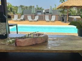 Villa MBS La Carapa，位于Guenouillet的酒店