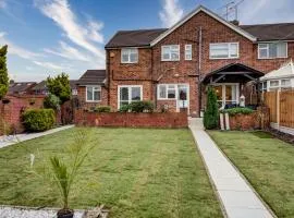 Luxury - 4 BHK Semi Detached House