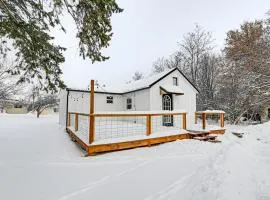 1 Mi to Main Street Polson: Updated Home w/ Deck!