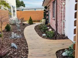 Zentrale Lage, kostenlos Parken, ideal für Pendler, Kinder und Haustiere willkommen!!