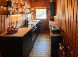 Family-Friendly Holiday Home On Scenic Orø，位于霍尔拜克的酒店