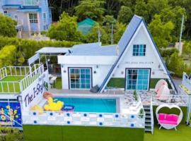 The I-style pool villa，位于Ban Tao Than的酒店