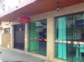 Hotel Pousada Emaus，位于克鲁赛罗的酒店