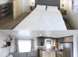 Mobilhomme camping，位于弗雷瑞斯的露营地