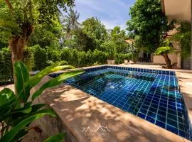 Sun & Sand Bungalows