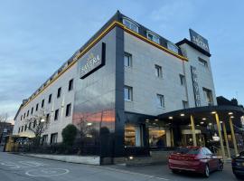 Savera Hotel South Ruislip，位于希灵登的酒店