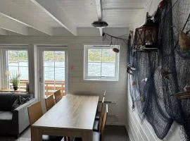 Cozy Oceanfront Escape