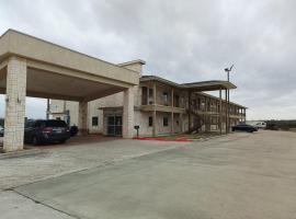 Westwood Inn by OYO Gonzales TX，位于Gonzales的酒店