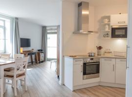 Inselblume 43 - Zentrumsnahe, moderne Ferienwohnung in Burg，位于伯格奥夫费马恩的酒店