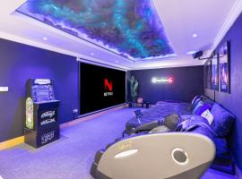 Next'Living - Luxury Private Room in a CoLiving Villa，位于迪拜的民宿
