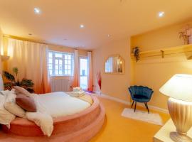 The Courtyard Suite by Margate Suites，位于马盖特的酒店