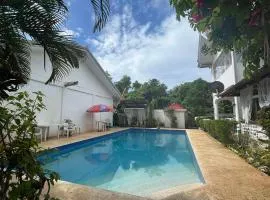 Panglao Budget Staycation & Guesthouse For Family ,Groups, and Friends