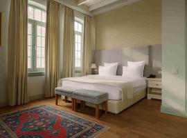 GRAND HOTEL GYUMRI by APRICOT Hotels，位于久姆里的酒店