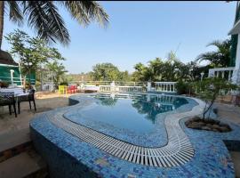 Rockdale Hotel & Resort，位于Mire的酒店