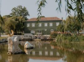 Quinta do Pinheiro Hotel E Eventos by Grupo Quinta dos Lagos，位于瓦尔杜德弗拉德斯的酒店