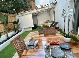 Cœur cannois avec terrasse, clim et jacuzzi