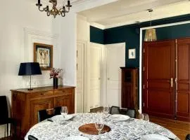 SUPER appartement au coeur de la ville et à 2 pas des plages