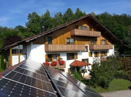 Ferienwohnungen Im Försterhaus，位于Lonsee的酒店