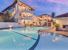 Paradise Holiday Village，位于尼甘布的酒店