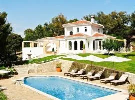 Traumhaftes Ferienhaus mit privatem Pool und Tennisplatz im Herzen Andalusiens