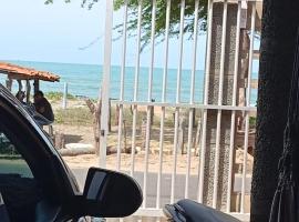 Casa de Praia - Icapui - Ce - Praia de Requenguela，位于伊卡普伊的酒店