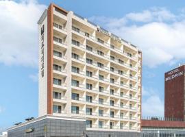 Mud Beach Hotel，位于保宁市的酒店