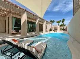 5 bedrooms Luxury Pool Villa Jomtien