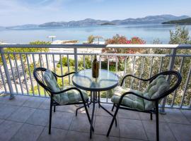 Mediterranean Seaside Apartments - Deak，位于德雷斯的酒店