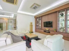 Serene Pool Villa -Luxury Stay with Relaxing Vibes