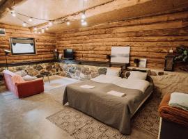 Self check-in Rustic Studio next to Nature Reserve，位于K&auml;rde的住宿