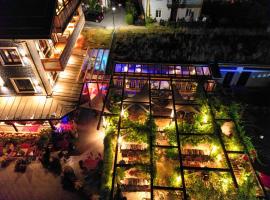 Design Hotel ALPENLIEBE - - - - Boutique-Flair - - - -，位于因泽尔的酒店