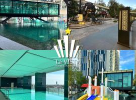 The Shore Hotel & Residences By Lá VISTA，位于马六甲的带按摩浴缸的酒店