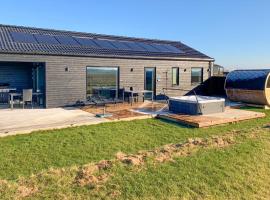 Nice Home In Grenaa With Kitchen，位于格雷诺的酒店