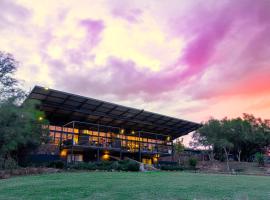 Cradle Boutique Hotel，位于拉塞利亚拉塞利亚国际机场 - HLA附近的酒店