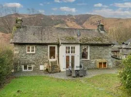 Cozy Lake District House on the fells