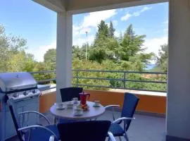 Wohnung In Dajla Mit Terrasse Und Grill