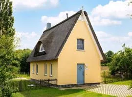 Reethaus Schwan Mit Großem Grundstück
