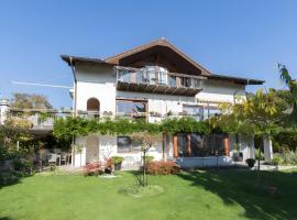 Ferienwohnung Riviere，位于乌尔丁根-米赫尔霍芬的酒店