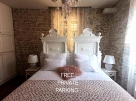 L&L Rooms Royal，位于希贝尼克的酒店