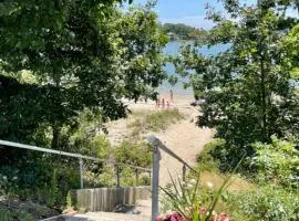 41 East Boulevard Onset- The Glam Shack