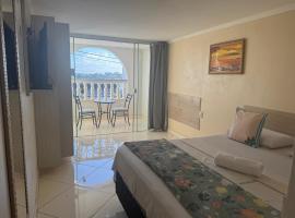 Hotel Orla Guest House，位于彼得罗利纳的酒店