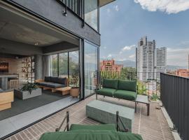 The Somos Loho Hotel，位于麦德林何塞·玛丽亚·科尔多瓦国际机场 - MDE附近的酒店