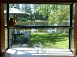 Mirror Pond
